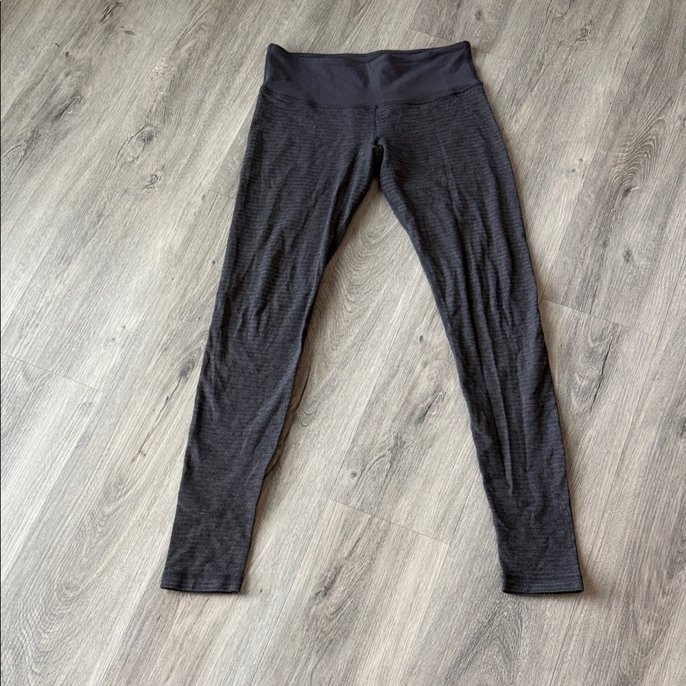 Lululemon gray Leggings size 6